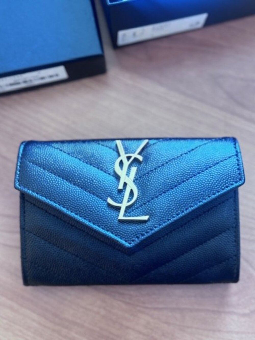 YSL Portefeuille Femme Wallet in Black (gold lettering)